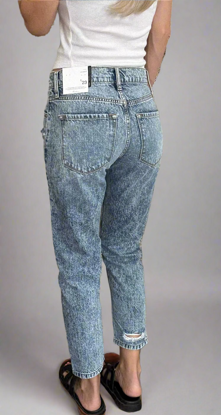 High Rise Mom Jean